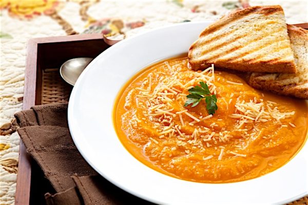 Butternut_Squash_Soup_with_Sun_Dried_Tomatoes3_0