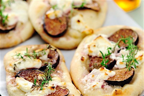 Chevre_Fig_and_Honey_Pizzas_0