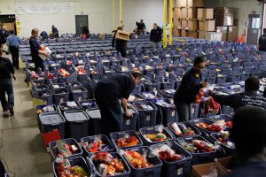 Co-op_Addresses_Hunger_for_the_Holidays_and_Beyond_0