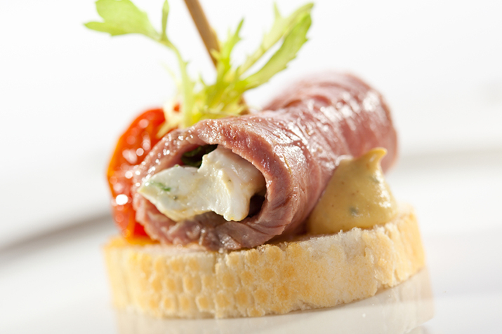 Cracked Black and Blue Canapes