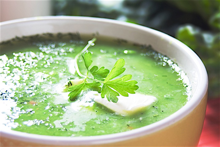 Creamy Kale and Pea Soup