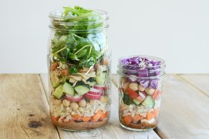 DIY_Salad_in_a_Jar_0