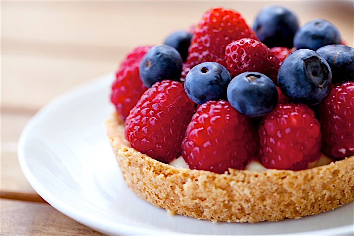 Fresh Berry Cream Tartlets