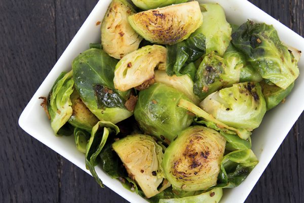 Roasted_Brussels_Sprouts_with_Shallots_0
