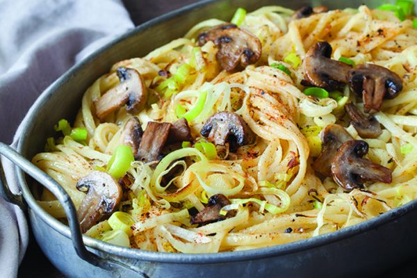 Savory_Noodle_Kugel_with_Leeks_and_Mushrooms_0