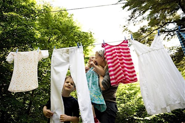 Shopping_for_Cleaning_Products_0