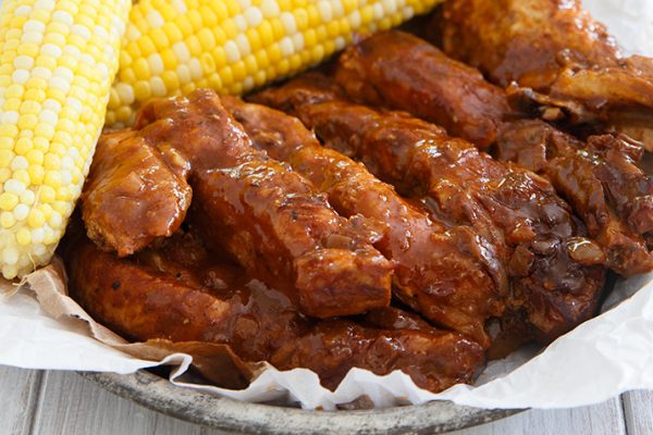 Slow_Cooker_Barbecue_Sauced_Ribs_0