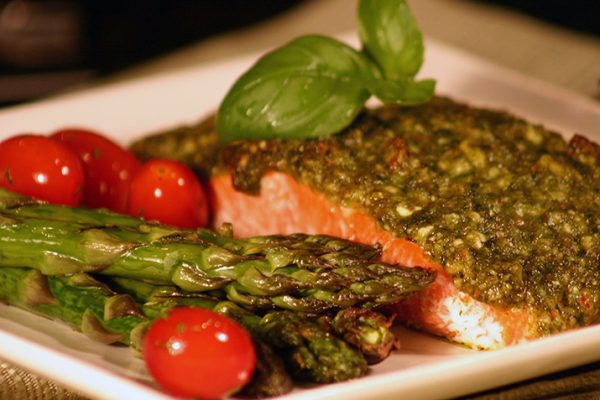 Wild-Salmon-Fillets-with-Basil-and-Hazelnut-Crust