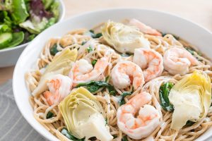 Spaghetti_with_Shrimp,_Spinach_and_Artichokes
