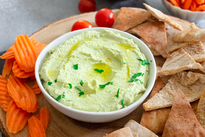 Green_Hummus_with_Baked_Pita_Crisps