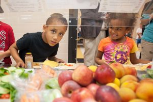 Food_Co-ops_Dig_in_to_Support_Farm_to_School_Programs