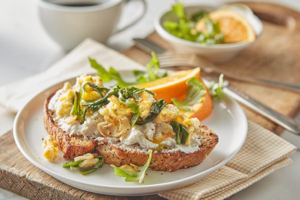 NCG_Dennis_Becker_Scrambled_Egg_and_Ricotta_Tartines_715x477