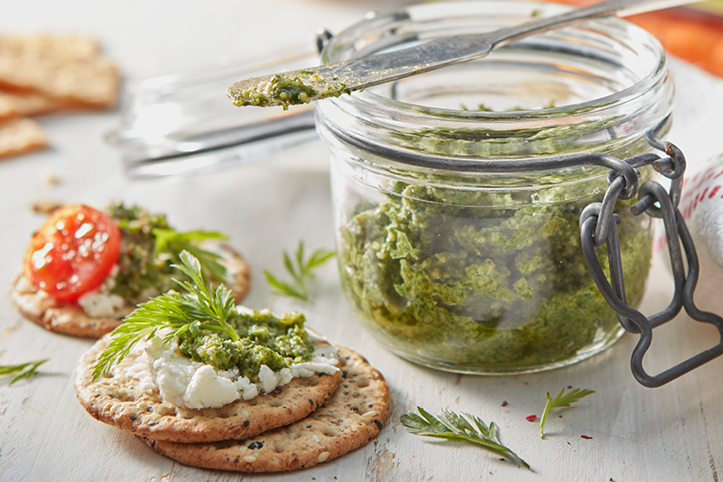 Carrot Top and Pepita Spread